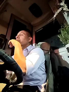 alexchir4 online show from 22, 10, 2025