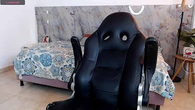 hanz col online show from 4, 12, 2025