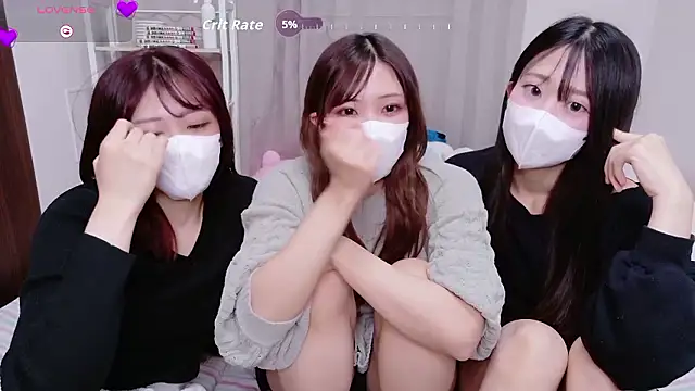 Miss-KrenJr online show from 4, 12, 2025