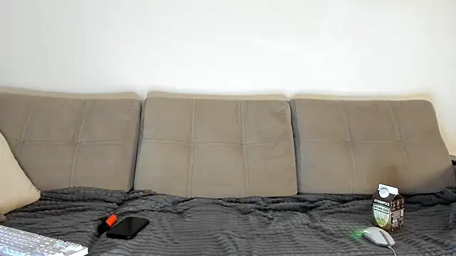 Snapshot of Ian_Connery chatting on 13, 12, 2024 Ian Connery online show from 13, 12, 2024