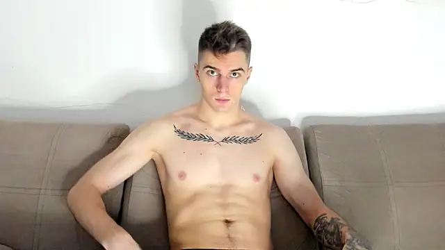 Snapshot of Ian_Connery chatting on 7, 1, 2025 Ian Connery online show from 7, 1, 2025