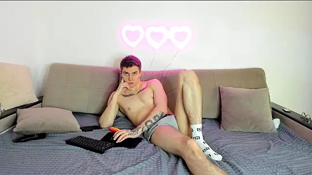 Snapshot of Ian_Connery chatting on 5, 2, 2025 Ian Connery online show from 5, 2, 2025