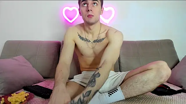 Snapshot of Ian_Connery chatting on 11, 2, 2025 Ian Connery online show from 11, 2, 2025