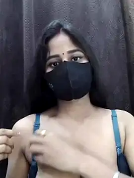 Lalisa sexy online show from 23, 6, 2026