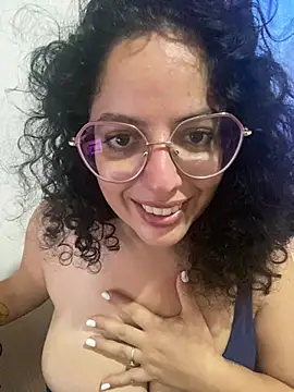 Snapshot of babyluna939 chatting on 3, 3, 2025 babyluna939 online show from 3, 3, 2025