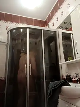 Snapshot of X46x chatting on 11, 9, 2025 X46x online show from 11, 9, 2025