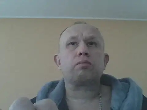 Snapshot of X46x chatting on 27, 9, 2025 X46x online show from 27, 9, 2025