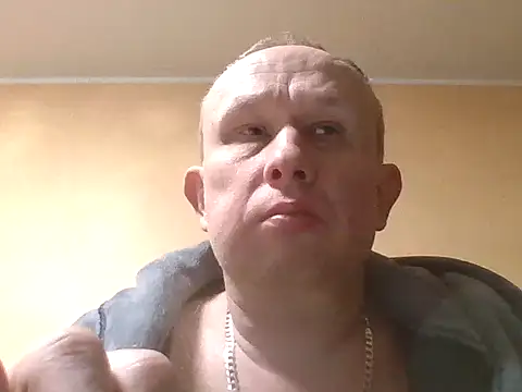 Snapshot of X46x chatting on 28, 11, 2025 X46x online show from 28, 11, 2025