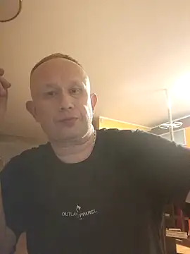 Snapshot of X46x chatting on 19, 12, 2025 X46x online show from 19, 12, 2025