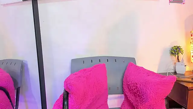 Snapshot of Monica_lopez chatting on 14, 12, 2024 Monica lopez online show from 14, 12, 2024