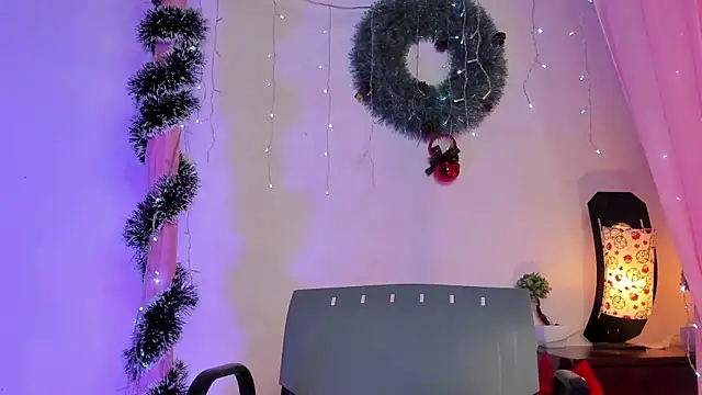 Snapshot of Monica_lopez chatting on 23, 12, 2024 Monica lopez online show from 23, 12, 2024