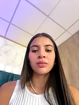 Snapshot of AnitaKariri chatting on 17, 9, 2025 AnitaKariri online show from 17, 9, 2025