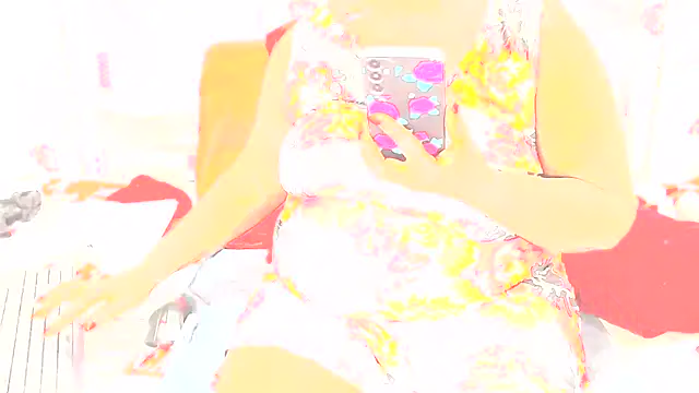 Honeybumsx32 online show from 19, 2, 2026