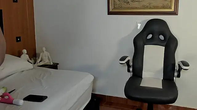 Wendy Marchall online show from 27, 3, 2026