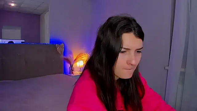 Laura Leee online show from 16, 3, 2026