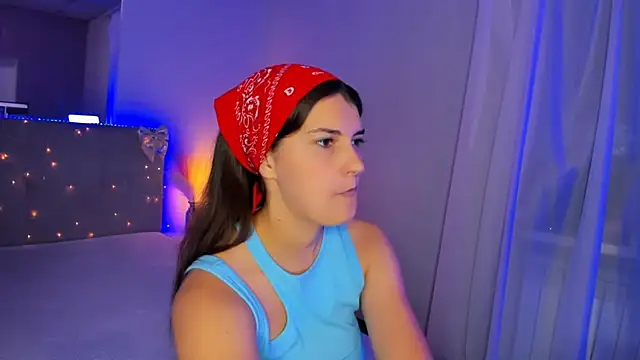 Laura Leee online show from 29, 6, 2026
