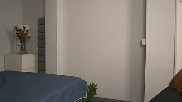 Madie  collins online show from 8, 4, 2026