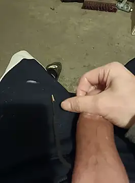 Snapshot of casper0303 chatting on 4, 1, 2025 casper0303 online show from 4, 1, 2025