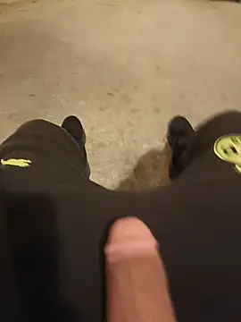 Snapshot of casper0303 chatting on 4, 3, 2025 casper0303 online show from 4, 3, 2025