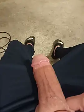 Snapshot of casper0303 chatting on 21, 3, 2025 casper0303 online show from 21, 3, 2025