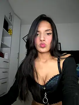 Snapshot of Dulceeany chatting on 10, 10, 2025 Dulceeany online show from 10, 10, 2025