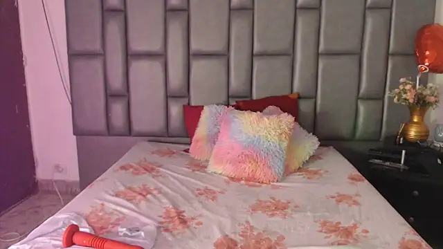 Snapshot of sophiaFoster4u chatting on 12, 3, 2025 sophiaFoster4u online show from 12, 3, 2025