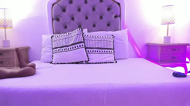 martina rivera  online show from 17, 3, 2026