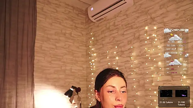 Snapshot of ___art chatting on 20, 12, 2024    art online show from 20, 12, 2024