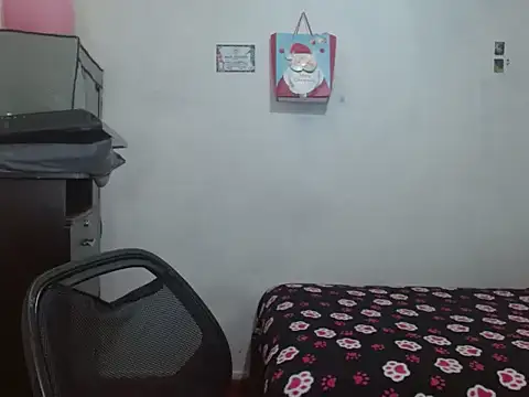 Marilyn xxxx online show from 5, 3, 2026