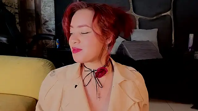 Estrella05  online show from 18, 10, 2025