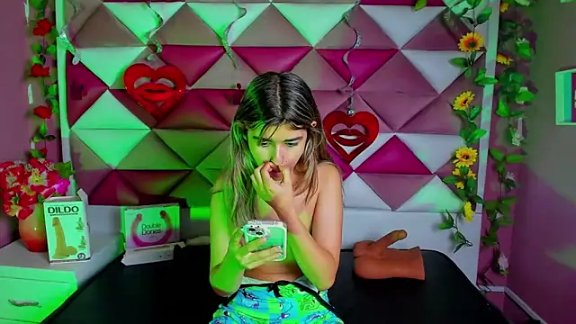 NahomiConnor  online show from 18, 3, 2025