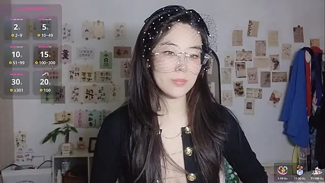 Snapshot of alisa-520 chatting on 17, 10, 2025 alisa-520 online show from 17, 10, 2025