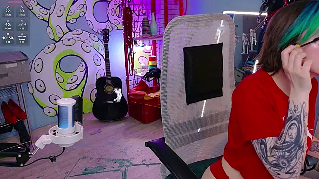 Cumpotik Eve online show from 6, 4, 2026