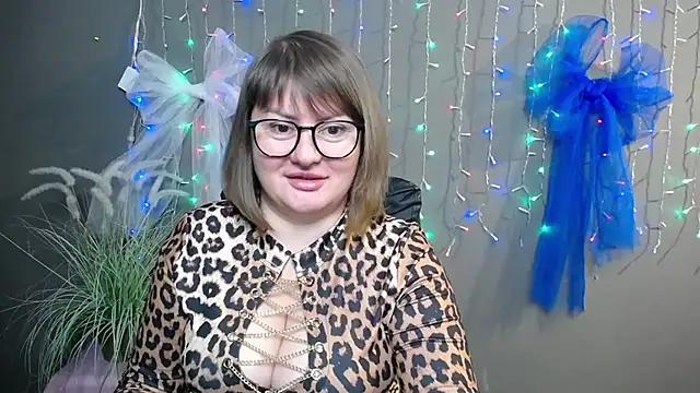 ZannaDreil online show from 7, 11, 2025