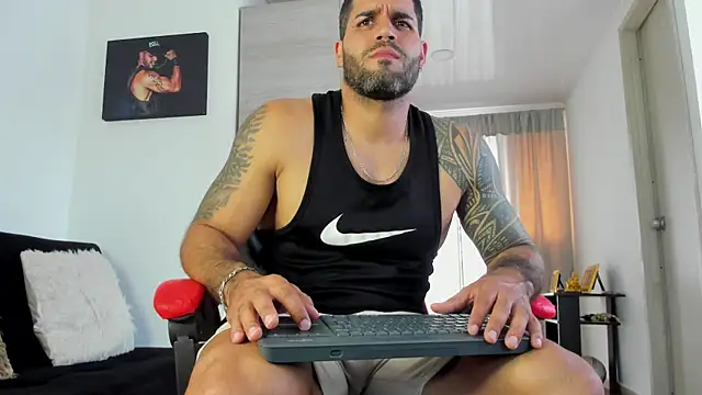 SamirHazard97 online show from 17, 7, 2026