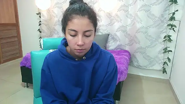 Mya paris online show from 28, 12, 2024