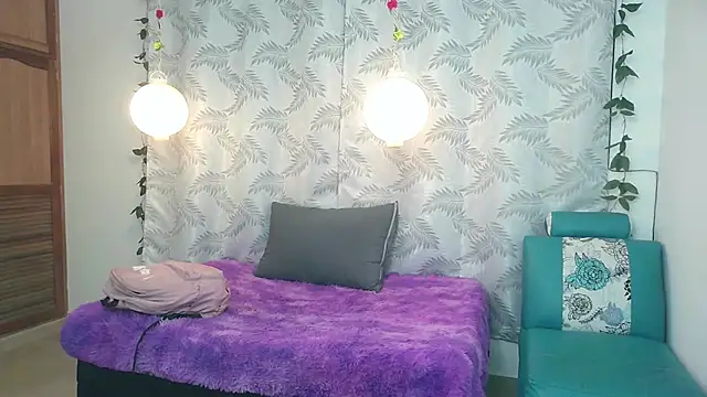 Mya paris online show from 9, 2, 2025