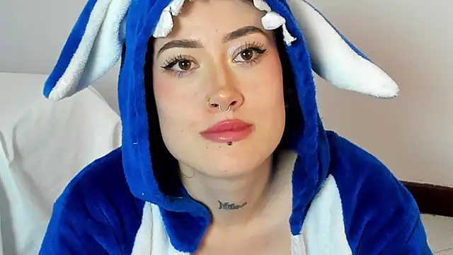 Snapshot of melody_suarez chatting on 31, 1, 2025 melody suarez online show from 31, 1, 2025