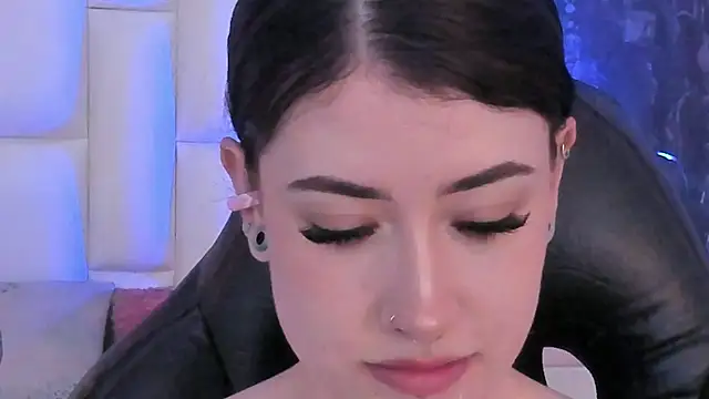 Snapshot of melody_suarez chatting on 7, 2, 2025 melody suarez online show from 7, 2, 2025