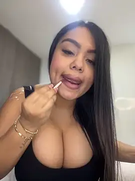 Snapshot of valeria2019hot chatting on 9, 12, 2024 valeria2019hot online show from 9, 12, 2024