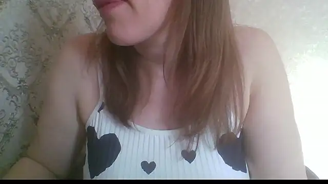 Snapshot of Sladkiegubki chatting on 10, 3, 2026 Sladkiegubki online show from 10, 3, 2026