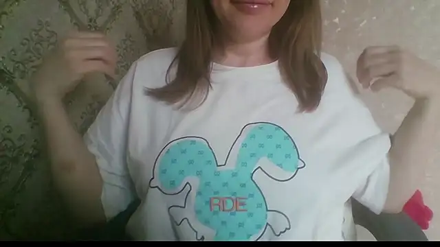 Snapshot of Sladkiegubki chatting on 25, 3, 2026 Sladkiegubki online show from 25, 3, 2026