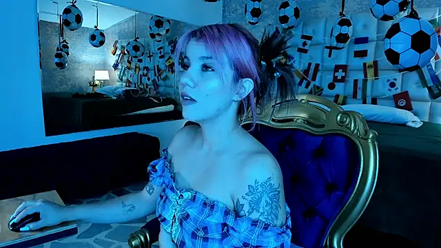 Snapshot of MelaniieRoux chatting on 11, 7, 2026 MelaniieRoux online show from 11, 7, 2026