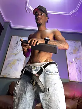 Snapshot of AaronCruz_ chatting on 17, 1, 2025 AaronCruz online show from 17, 1, 2025