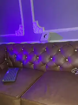 Snapshot of AaronCruz_ chatting on 27, 2, 2025 AaronCruz online show from 27, 2, 2025