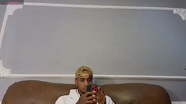 Snapshot of AaronCruz_ chatting on 16, 9, 2025 AaronCruz online show from 16, 9, 2025