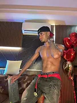 AaronCruz  online show from 15, 2, 2026