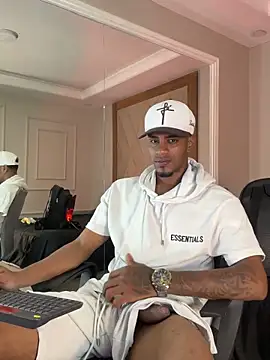 AaronCruz  online show from 18, 3, 2026