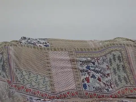 Snapshot of mishi_kaur chatting on 12, 3, 2025 mishi kaur online show from 12, 3, 2025