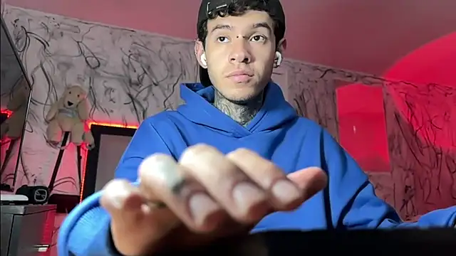 Saturno v online show from 29, 1, 2025